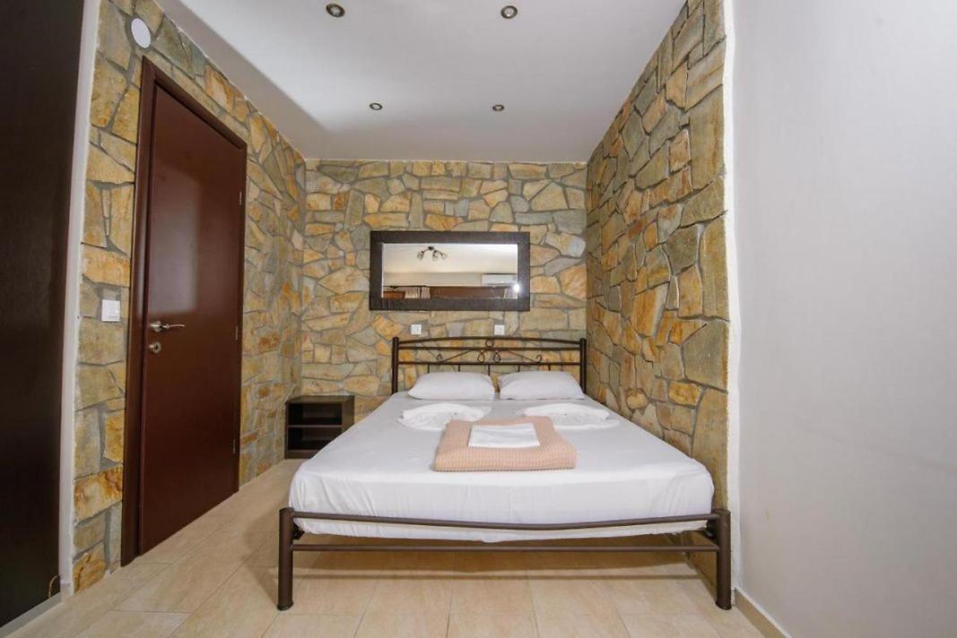 Stone Suites Pefkochori Exterior foto
